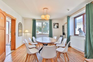 Dining - L'Ecureuil Vacation Rental - Maisons Paladins (Malmedy)