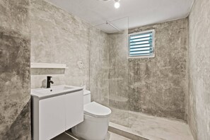 Apartment, 3 Schlafzimmer | Badezimmer
