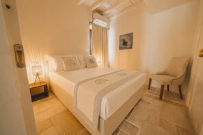 2 bedrooms, iron/ironing board - Elite Collection - Olea Maison Incanto (olbia)