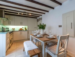 Dining - 3 Bed in Bakewell (oc-82845) (Little Longstone)
