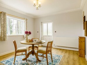 Dining - 1 Bed in Aberdare (oc-82906) (Merthyr Tydfil)