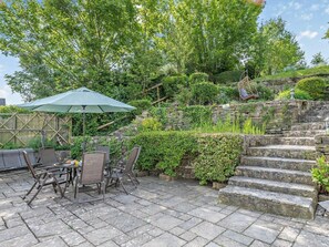 Outdoor dining - 5 Bed in Wareham (oc-83036) (West Lulworth)