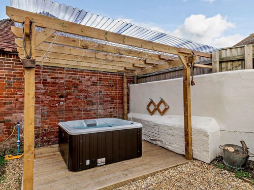 2 Bed in Fordingbridge (oc-82875)