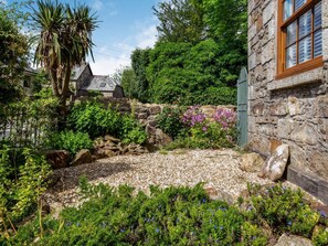 Property grounds - 1 Bed in Truro (oc-83362) (Chacewater)
