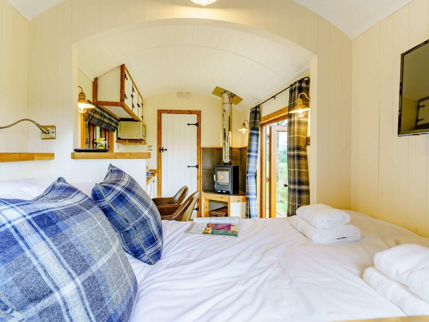 1 Bed In Pembroke (Oc-83421) - Manorbier