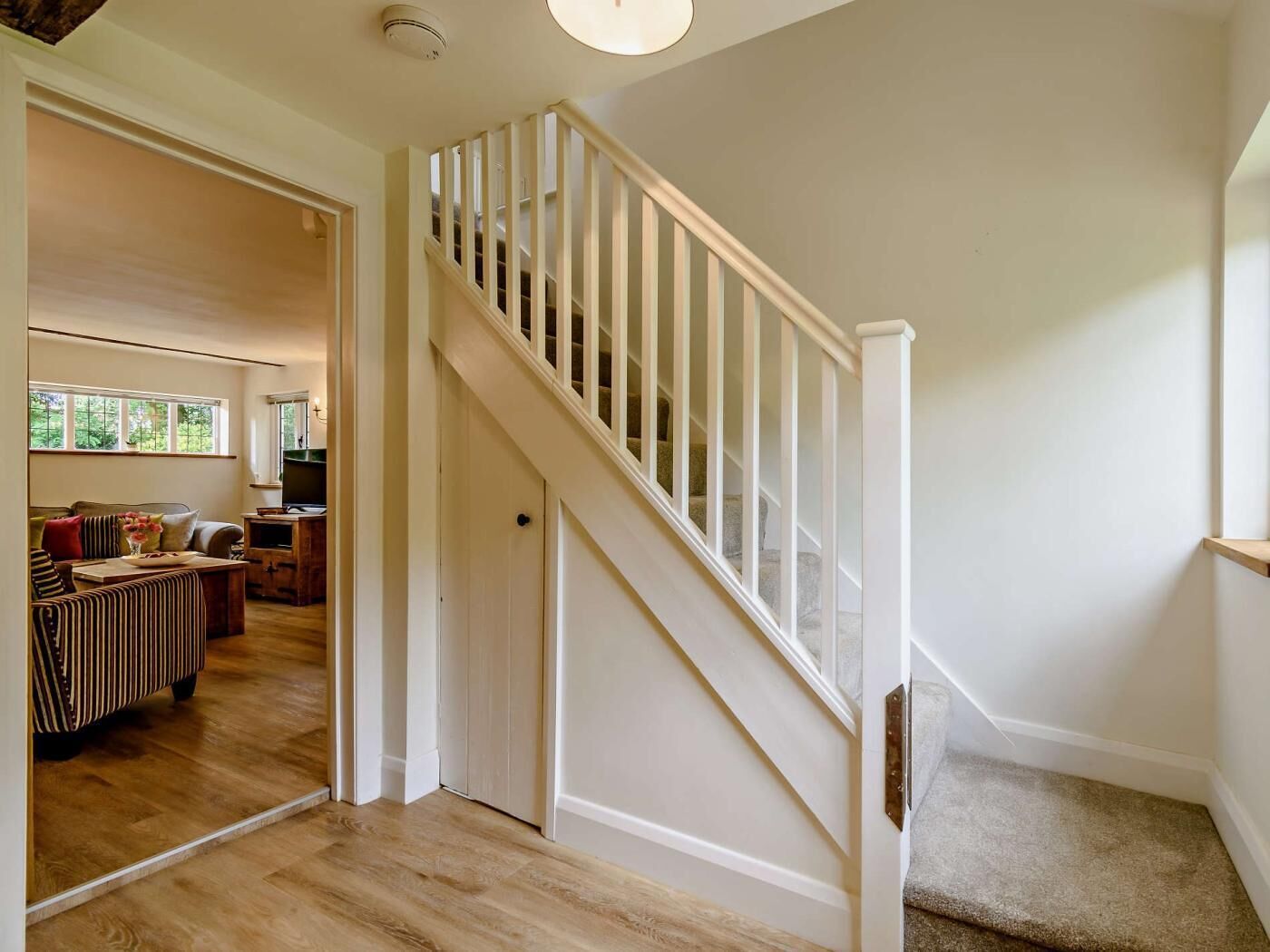 4 Bed In Dorking (Oc-83884) - Horsham