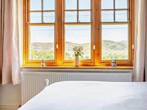 3 室のベッドルーム、旅行用ベビーベッド、WiFi (無料)
