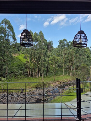 Serene Cabin @ Arberdare Near Mathioya River