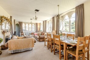 Dining - 4 Bed in Bridport (oc-58847) (Powerstock)
