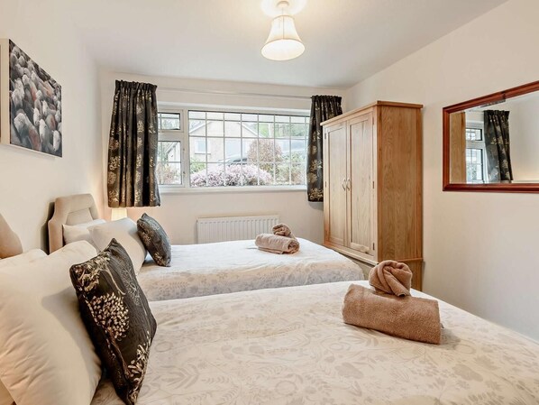 Room - 2 Bed in Keswick (oc-sz116) (Keswick)