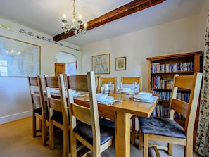 Dining - 4 Bed in Keswick (oc-sz120) (Keswick)