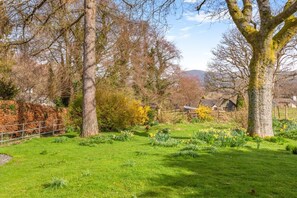 Property grounds - 3 Bed in Keswick (oc-sz142) (Portinscale)
