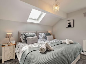 Travel cot, free WiFi, bed sheets - 3 Bed in Keswick (oc-sz236) (Braithwaite)