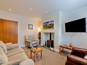 Living area - 2 Bed in Keswick (oc-sz026) (Keswick)