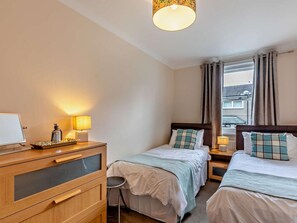 Room - 2 Bed in Keswick (oc-sz026) (Keswick)