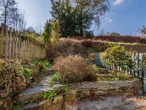 Property grounds - 2 Bed in Keswick (oc-sz378) (Portinscale)