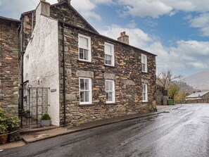 Exterior - 3 Bed in Penrith (oc-sz571) (Patterdale)