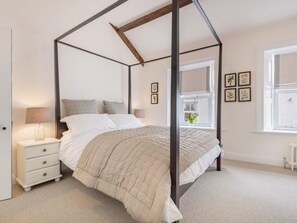 Room - 3 Bed in Penrith (oc-sz571) (Patterdale)