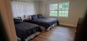 3 Schlafzimmer, Bügeleisen/Bügelbrett, Internetzugang, Bettwäsche