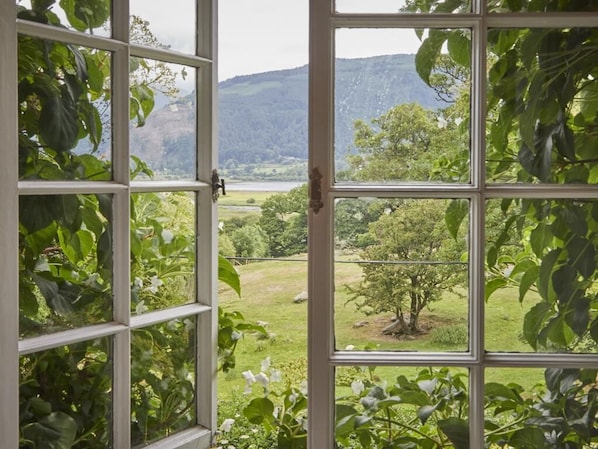 Interior - 3 Bed in Keswick (oc-sz422) (Underskiddaw)