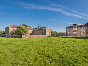 Exterior - 4 Bed in Penrith (oc-sz383) (Skirwith)