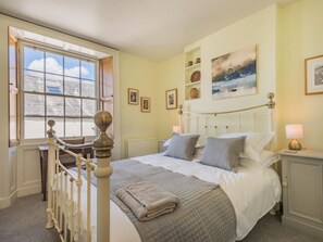 2 Schlafzimmer, Reisekinderbett, kostenloses WLAN, Bettwäsche