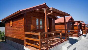 Bungalow, vistas al patio | Exterior