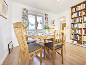 Dining - 3 Bed in Keswick (oc-sz007) (Keswick)