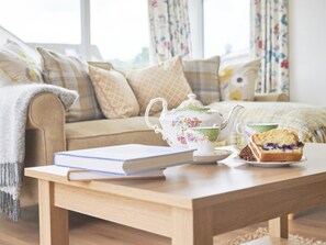 Food and drink - 3 Bed in Keswick (oc-sz007) (Keswick)