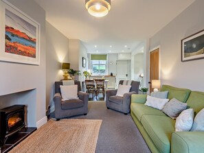 Living area - 2 Bed in Keswick (oc-sz006) (Keswick)