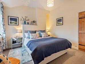 Room - 2 Bed in Keswick (oc-sz006) (Keswick)