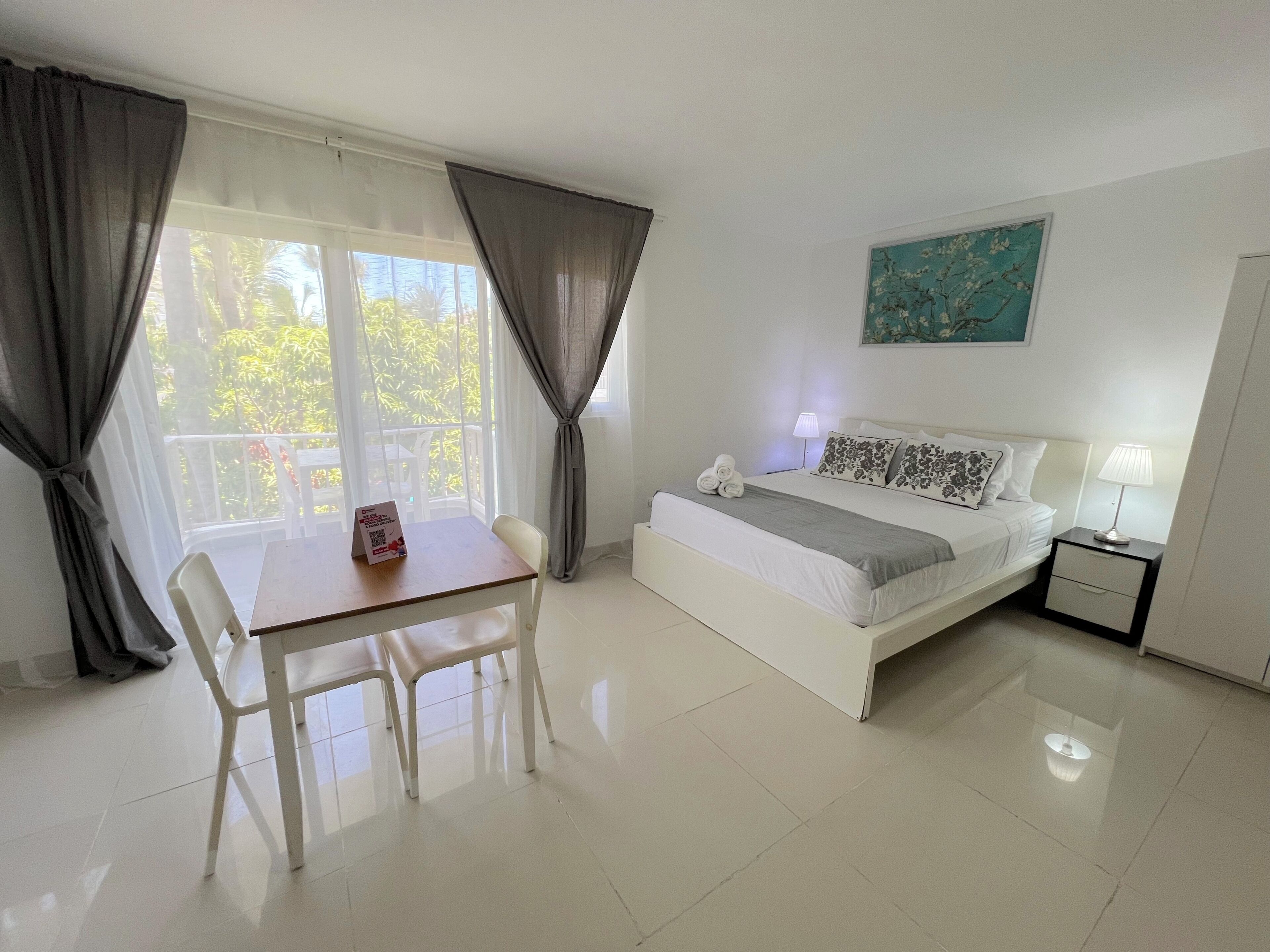 Classic-Studio, Balkon | Zimmersafe, Bügeleisen/Bügelbrett, kostenloses WLAN, Bettwäsche