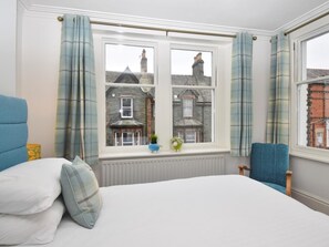 3 bedrooms, travel cot, free WiFi, bed sheets - 3 Bed in Keswick (oc-sz118) (Keswick)