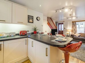 Interior - 2 Bed in Keswick (oc-sz062) (Keswick)