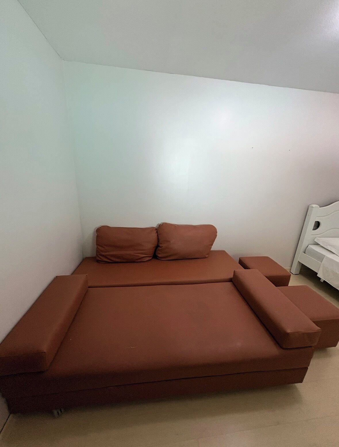 Basic Room | Iron/ironing board (on request), free WiFi