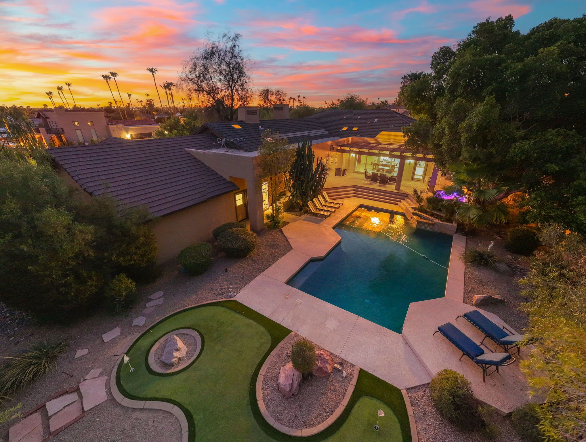 Outdoor pool, a heated pool
