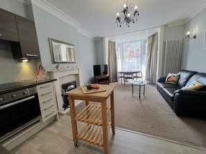 TV - 1 Bed in Keswick (oc-sz441) (Keswick)