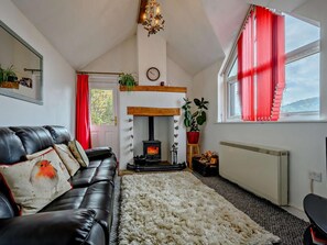 TV, fireplace - 1 Bed in Penrith (oc-sz254) (Hutton)