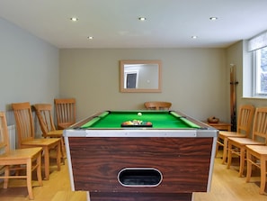 Spielezimmer