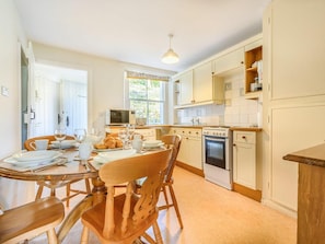 Dining - 3 Bed in Keswick (oc-sz234) (Borrowdale)