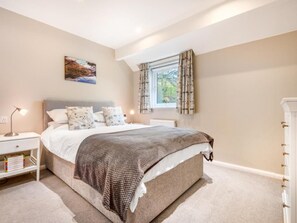 Travel crib, WiFi (free), bed sheets - 4 Bed in Keswick (oc-sz204) (Stair)
