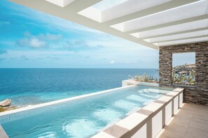 2 outdoor pools - The Ridge Blue Bay Golf & Beach Resort (Willemstad)