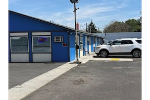 Exterior - Sunshine Inn (Yakima)
