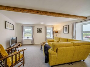 TV - 2 Bed in Cockermouth (oc-85680) (Blindcrake)