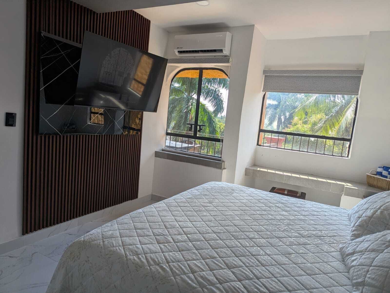 Junior Double Room, Pool View