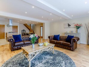 TV - 1 Bed in Bideford (oc-85889) (Westward Ho!)