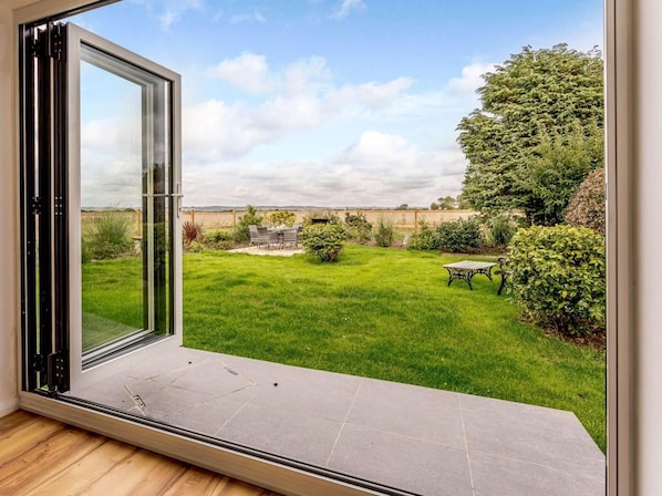 Interior - 3 Bed in Romney Marsh (oc-86012) (Saint Mary's Bay)