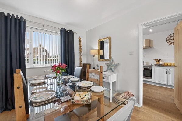 Dining - 2 Bed in Seahouses (oc-86092) (North Sunderland)