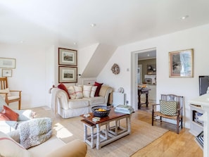 TV - 3 Bed in Fakenham (oc-85522) (Hempton)