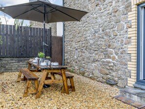 Outdoor dining - 2 Bed in Clynderwen (oc-86158) (Clynderwen)
